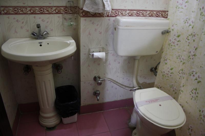 Jeraths Villa Bed And Breakfast Делхи Екстериор снимка